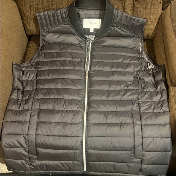 Calvin Klein Other - Calvin Klein Men's Black Puffer Vest